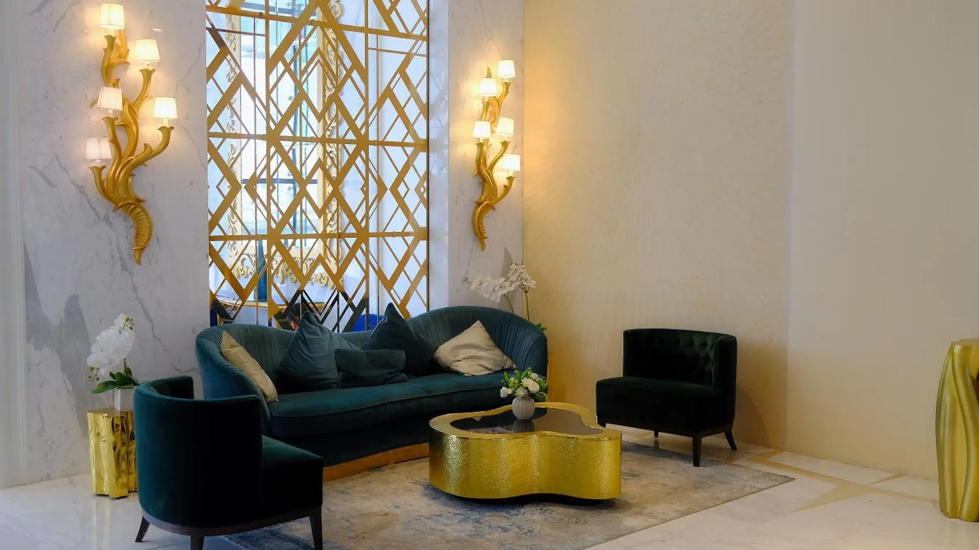 Luxury Aparthotel Prive Dubai 5*,